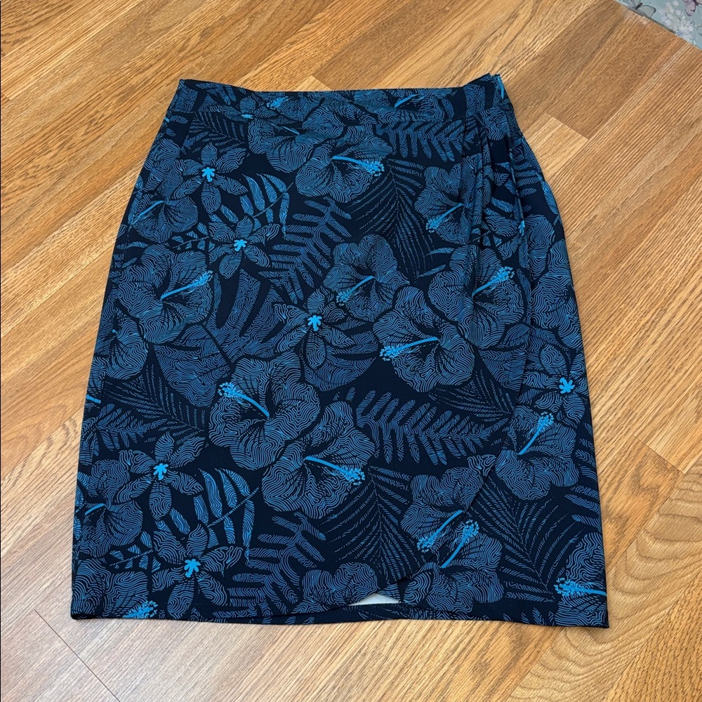 Rip Skirt black and blue tropical floral wrap skirt. Size M.